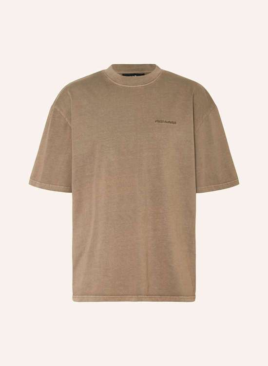 коричневый