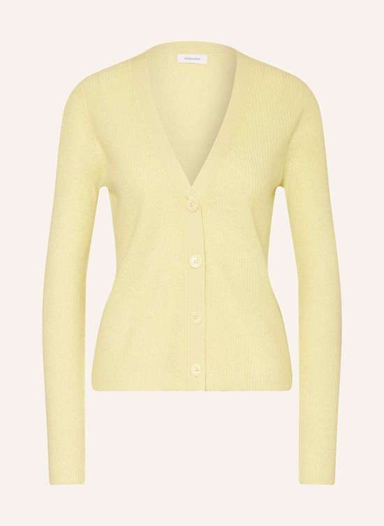 светло-красный