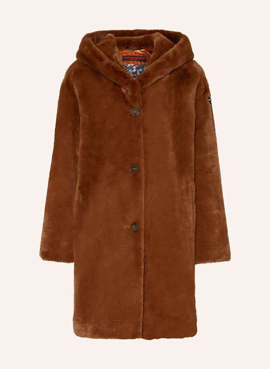 коричневый