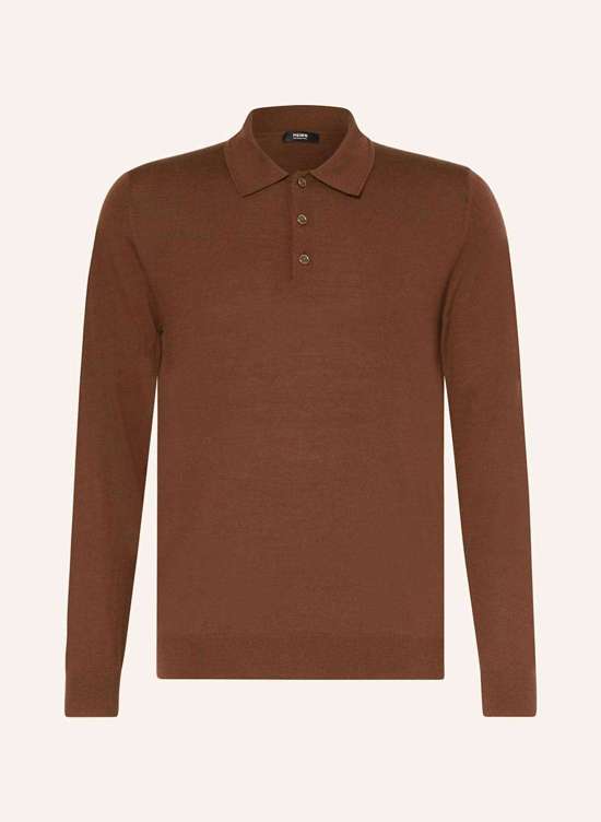 темно-коричневый