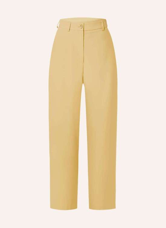 светло-коричневый