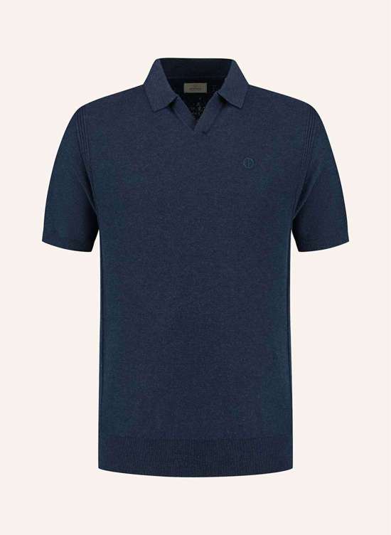 темно-синий