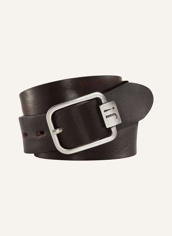 темно-коричневый