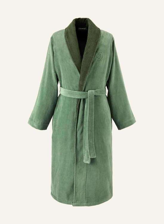 темно-зеленый