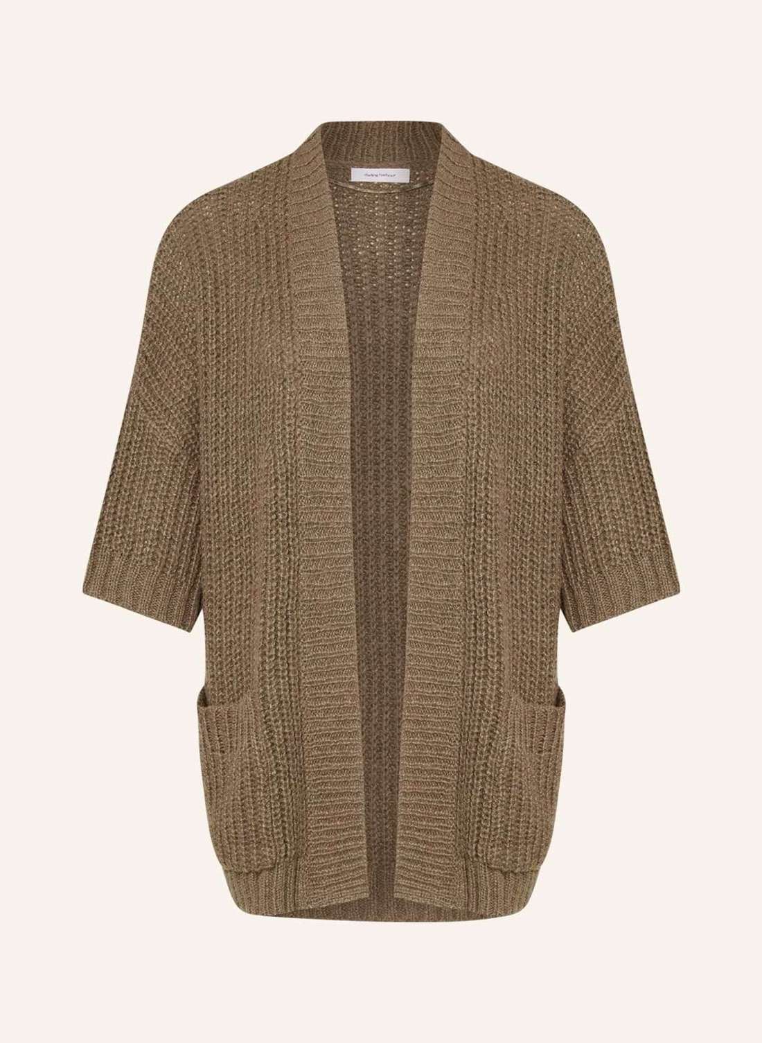 Вязаный чехол с рукавами 3/4.