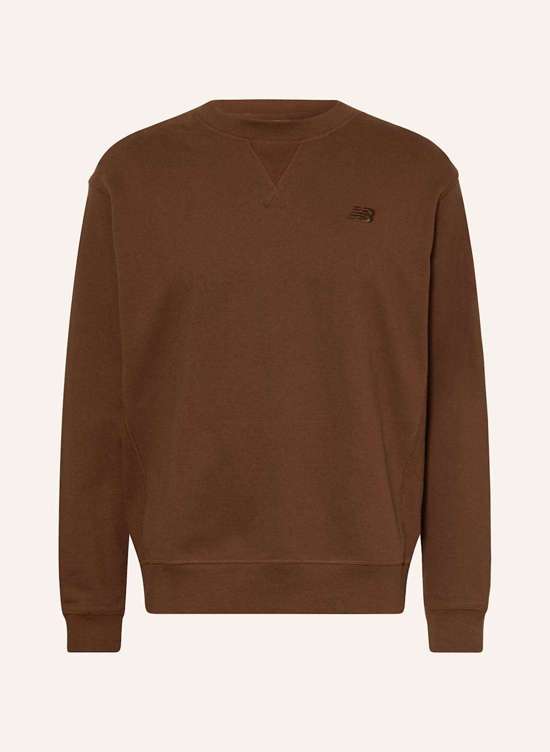 коричневый