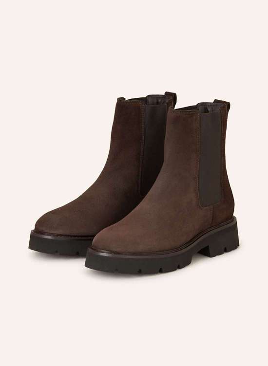 темно-коричневый