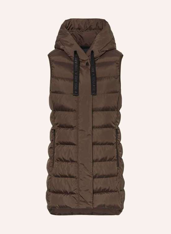 темно-коричневый