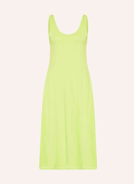 светло-зеленый