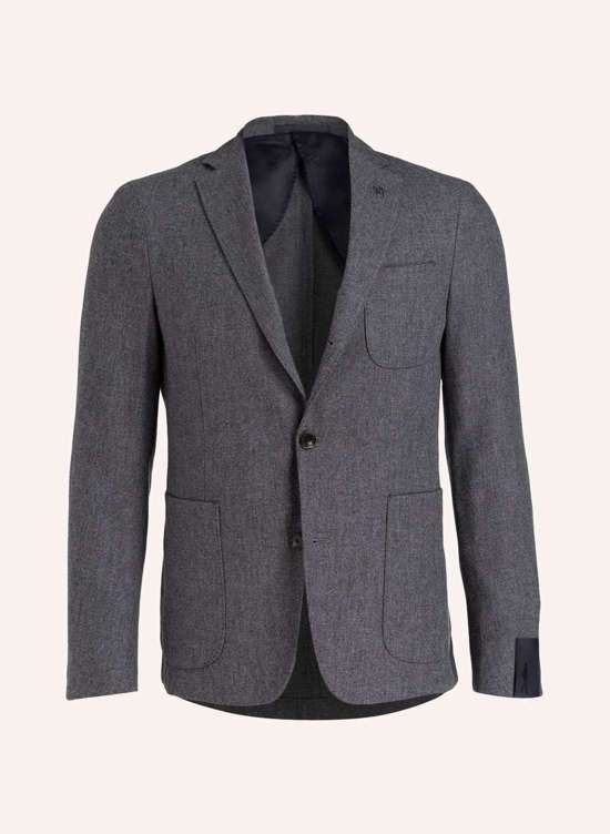 Куртка современного кроя