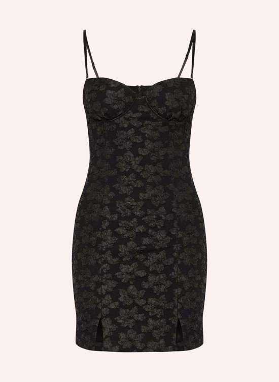 Жаккардовое платье-футляр