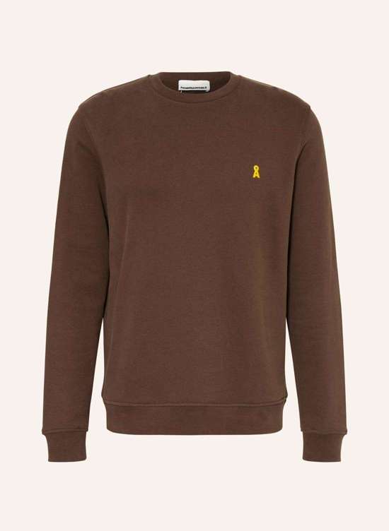 коричневый