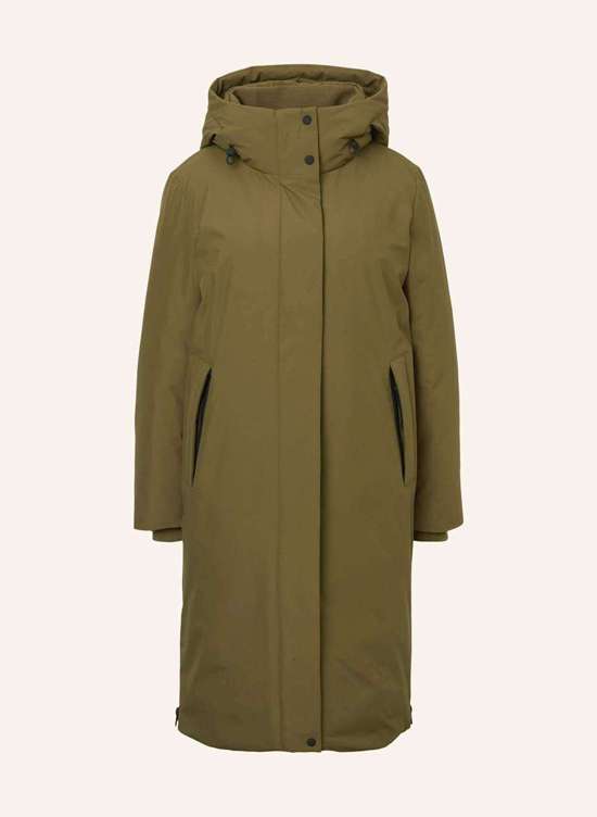 темно-коричневый