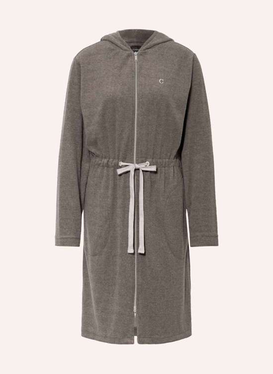 Женский халат с капюшоном