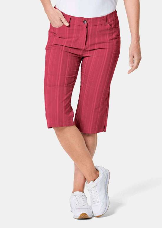 Бермуды из структурированной эластичной ткани.