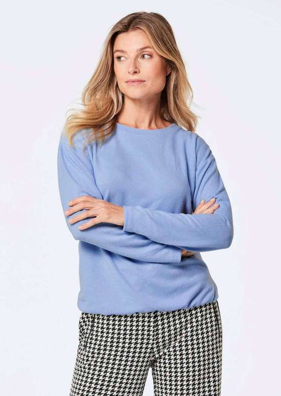 светло-синий