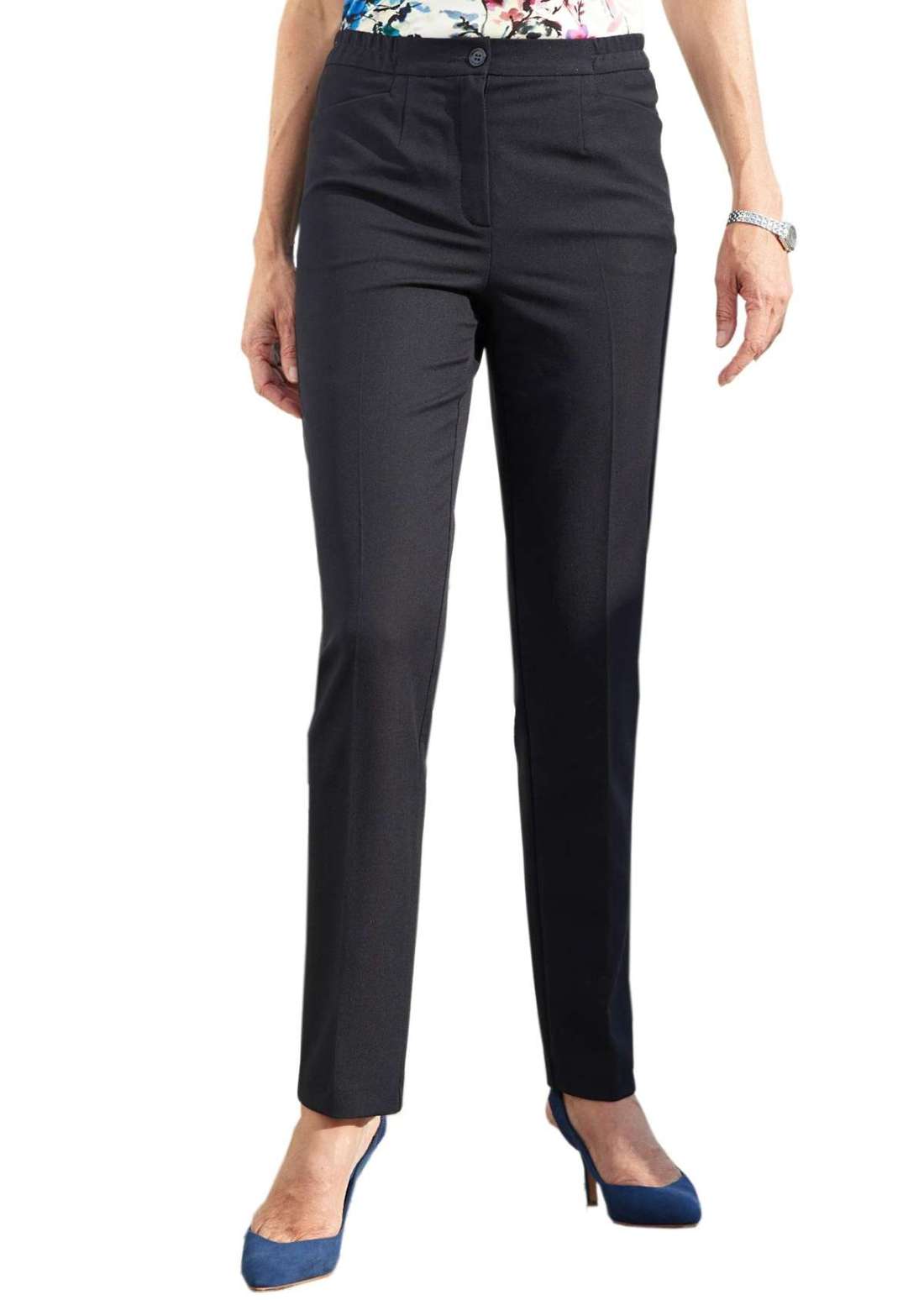 Удобные брюки АННА с проутюженными складками.