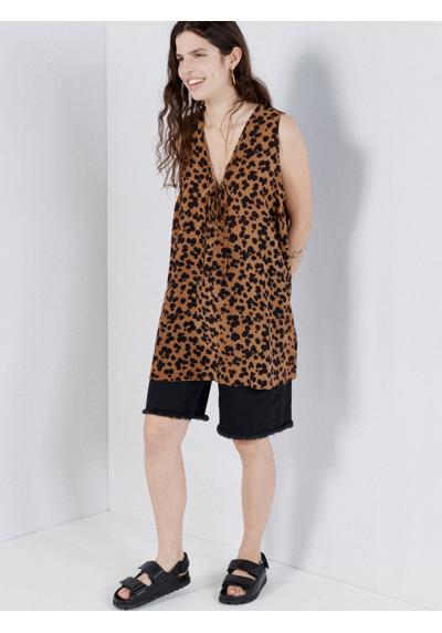 Шелковая блузка с леопардовым принтом и завязками спереди