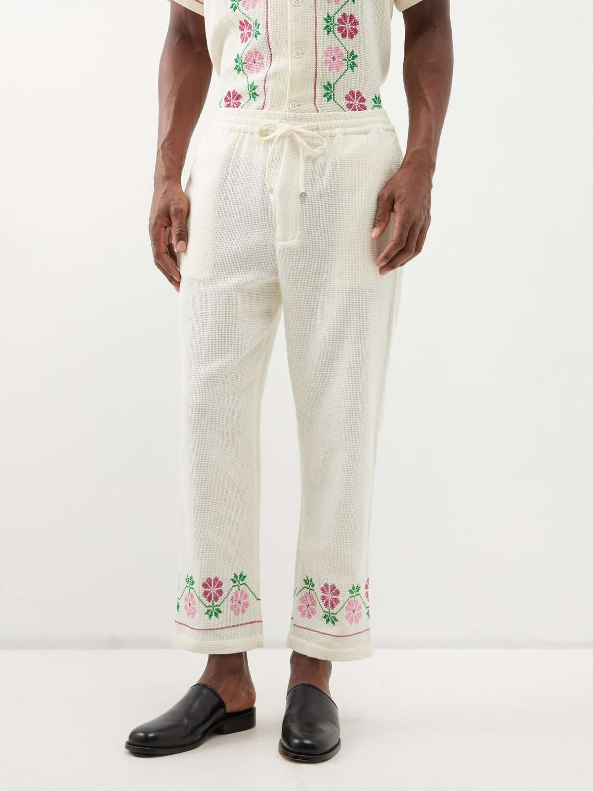 Хлопковые брюки с цветочной вышивкой крестиком