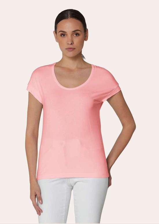 пудрово-розовый