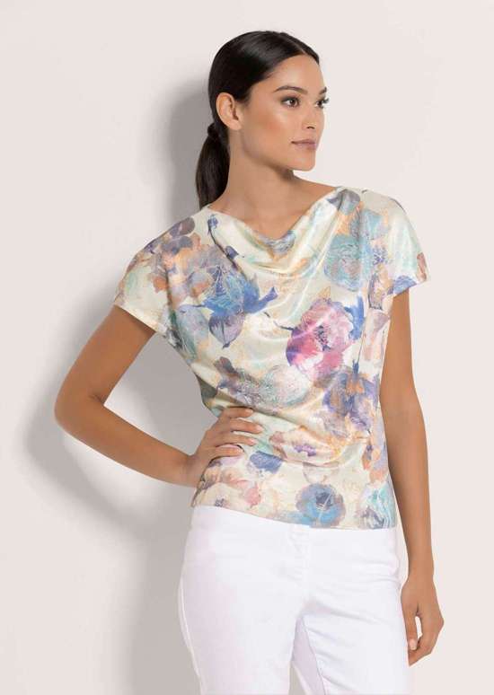 Свитер с уникальным принтом