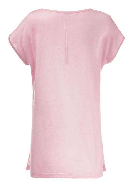 пудрово-розовый