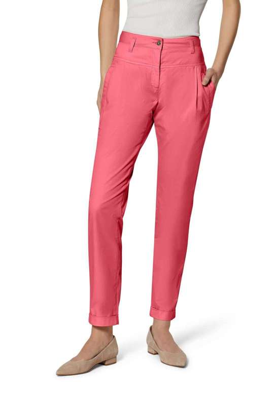 кораллово-розовый