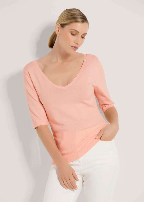 пудрово-розовый