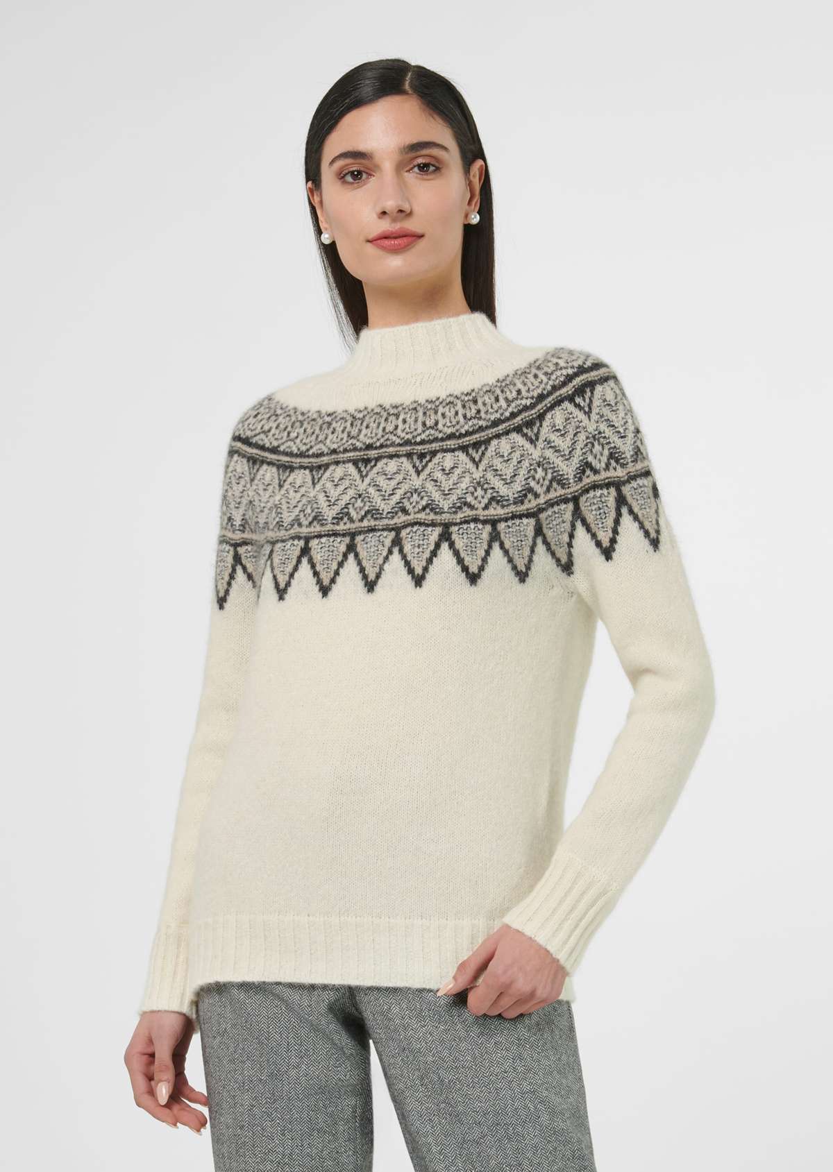 Норвежский свитер из натуральной шерсти и альпаки.