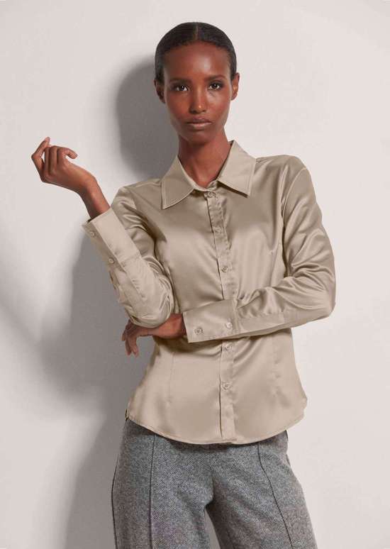 Блузка-рубашка с блестящей отделкой