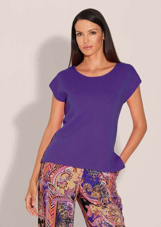 Свитер без рукавов