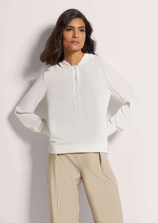 цвет белой шерсти