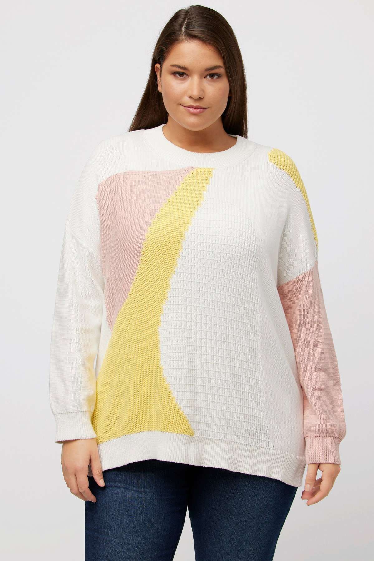 Вязаный свитер-пуловер с графическим узором оверсайз с круглым вырезом