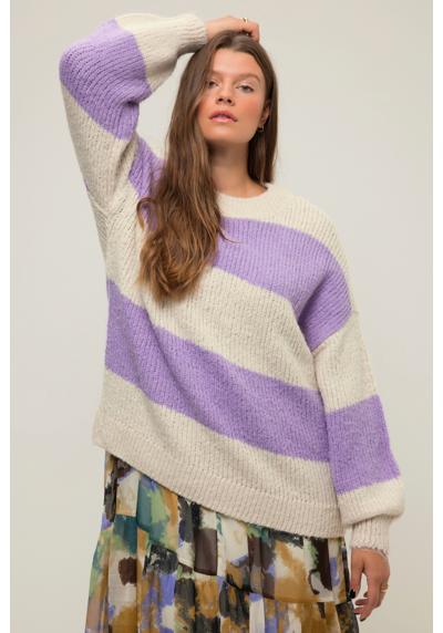 Вязаный свитер-пуловер оверсайз крупной вязки в полоску