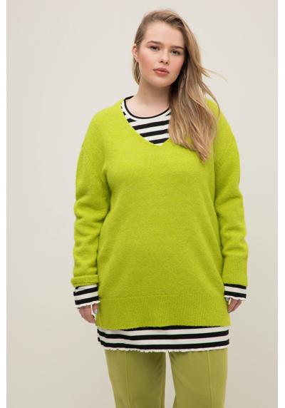 Вязаный свитер-пуловер оверсайз тонкой вязки с V-образным вырезом и длинным рукавом