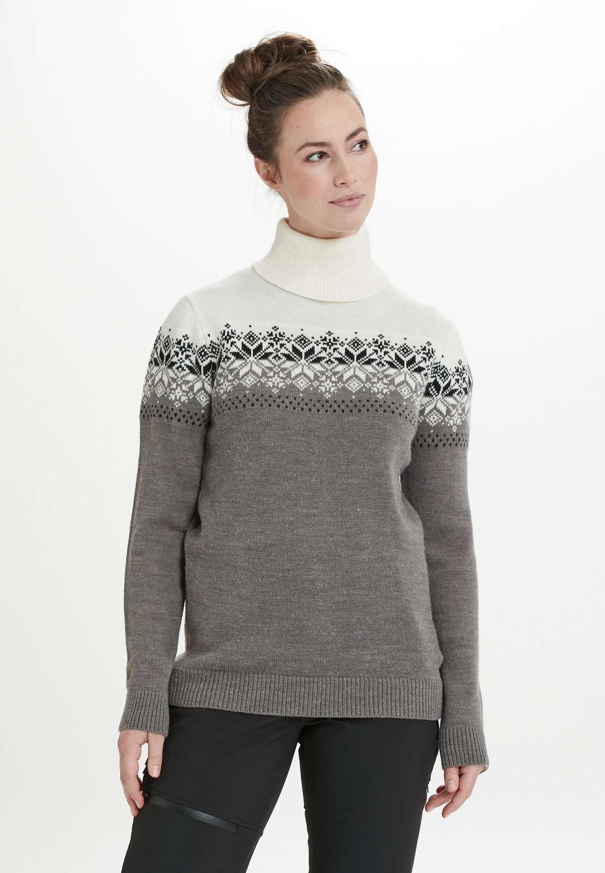 Вязаный свитер Сюзанна с зимним норвежским мотивом.