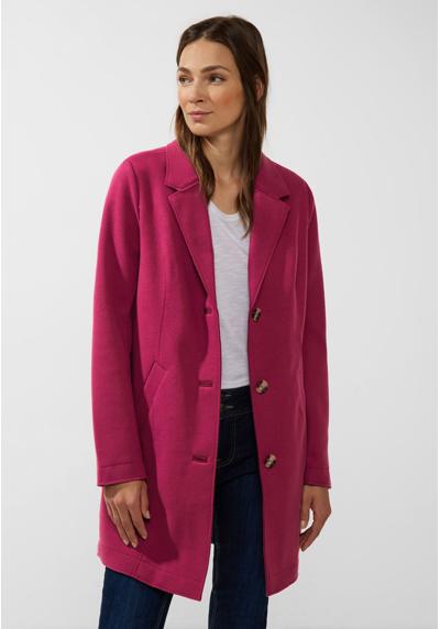 Уличная куртка красная приталенная текстильная (1 шт)