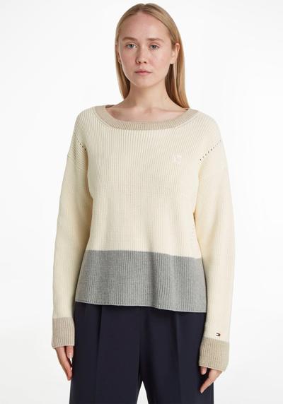 Вязаный свитер COLOURBLOCK BOAT-NK SWEATER в модном колор блоке с фирменной этикеткой