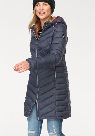 Стеганое пальто особенно легкое, но с отличной способностью сохранять тепло.