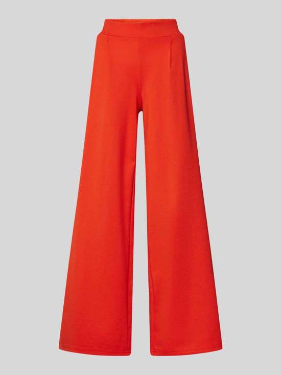 светло-красный