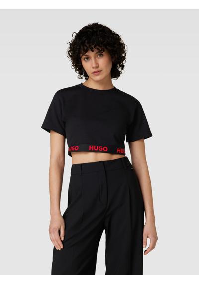 Cropped T-Shit mit Label-Saum