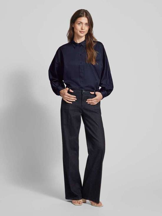 темно-синий