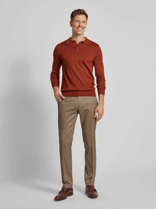 терракотовый