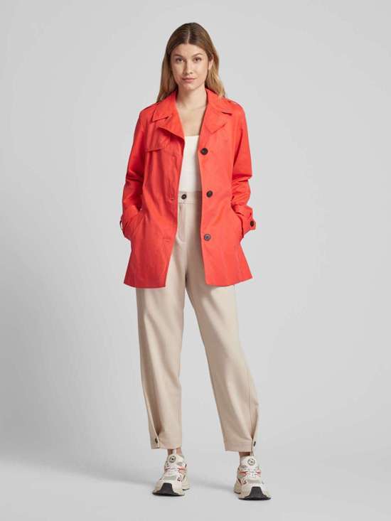 коралловый