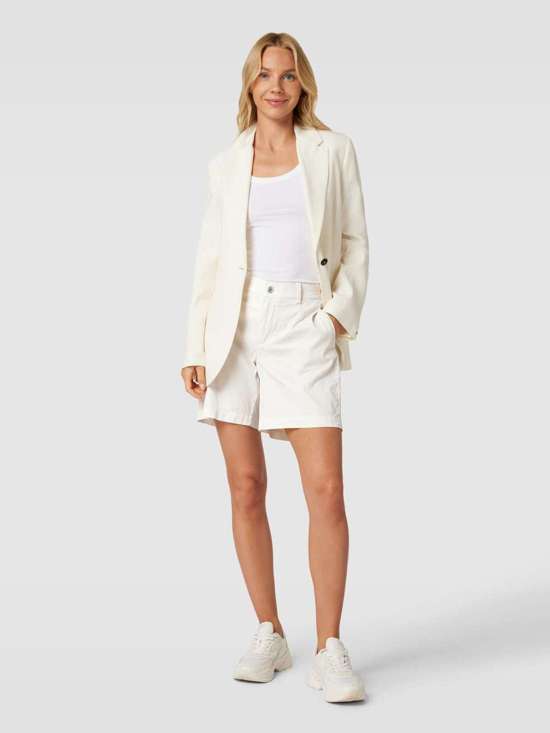 светло-серый