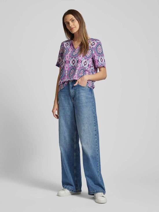 серо-голубой