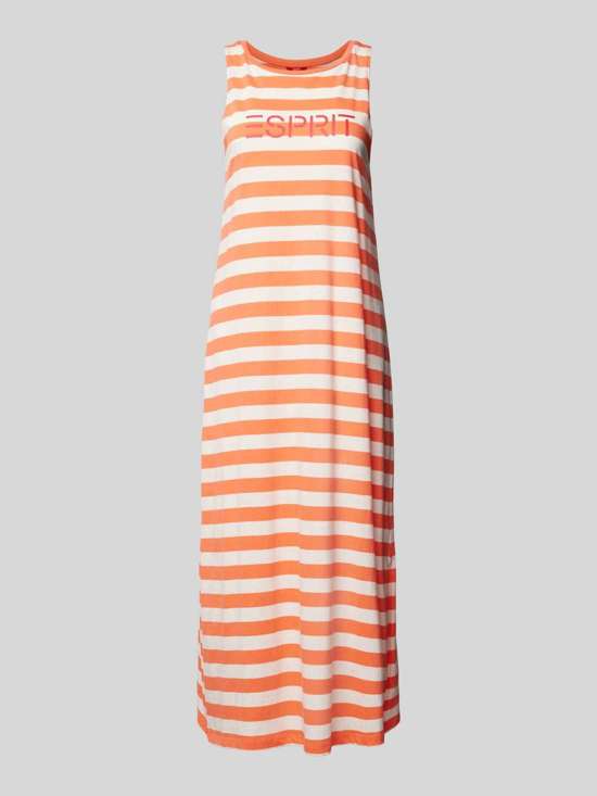 коралловый