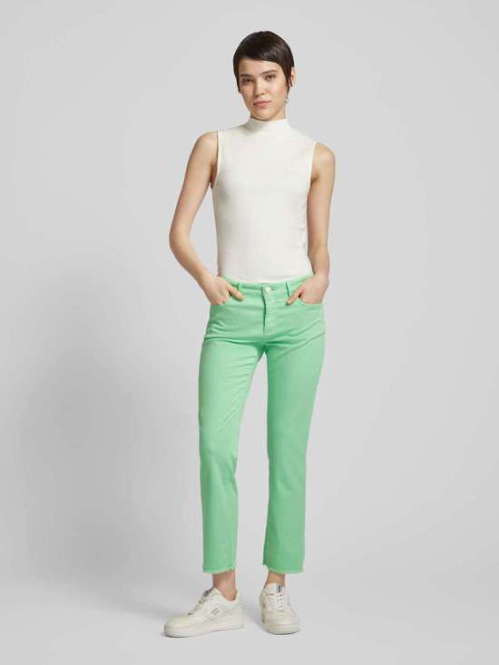 светло-зеленый