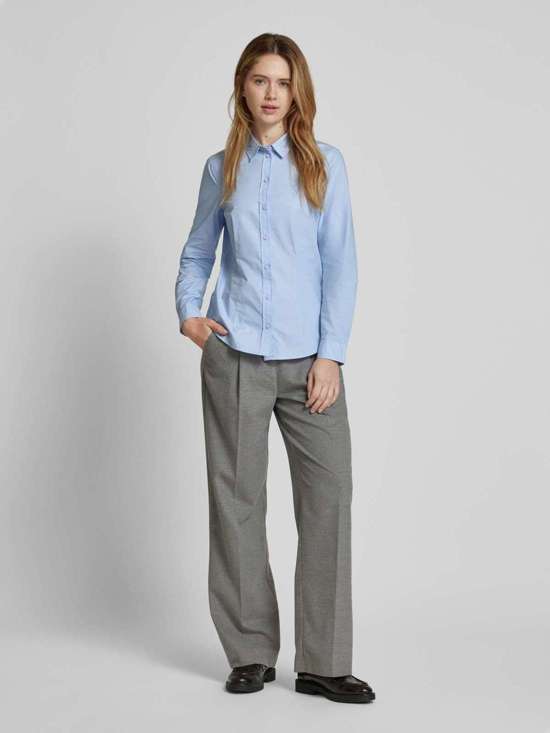 светло-синий