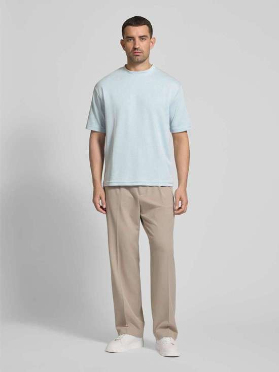 светло-синий